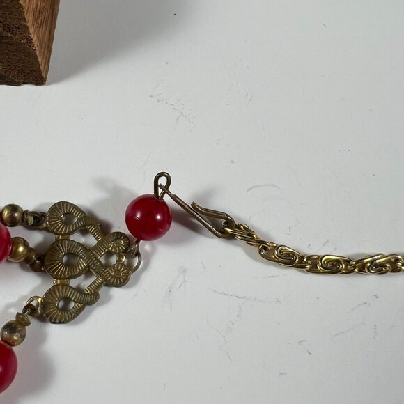 Vintage Triple-Strand Red Beaded Necklace With Gold-Tone Accents & Hook Clasp - Picture 3 of 3